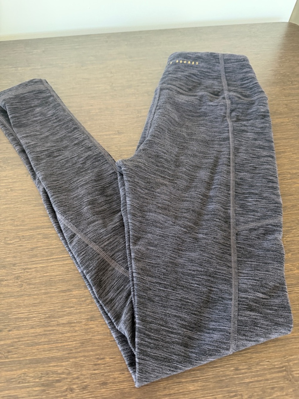 GUC. XS Victoria’s Secret Leggings